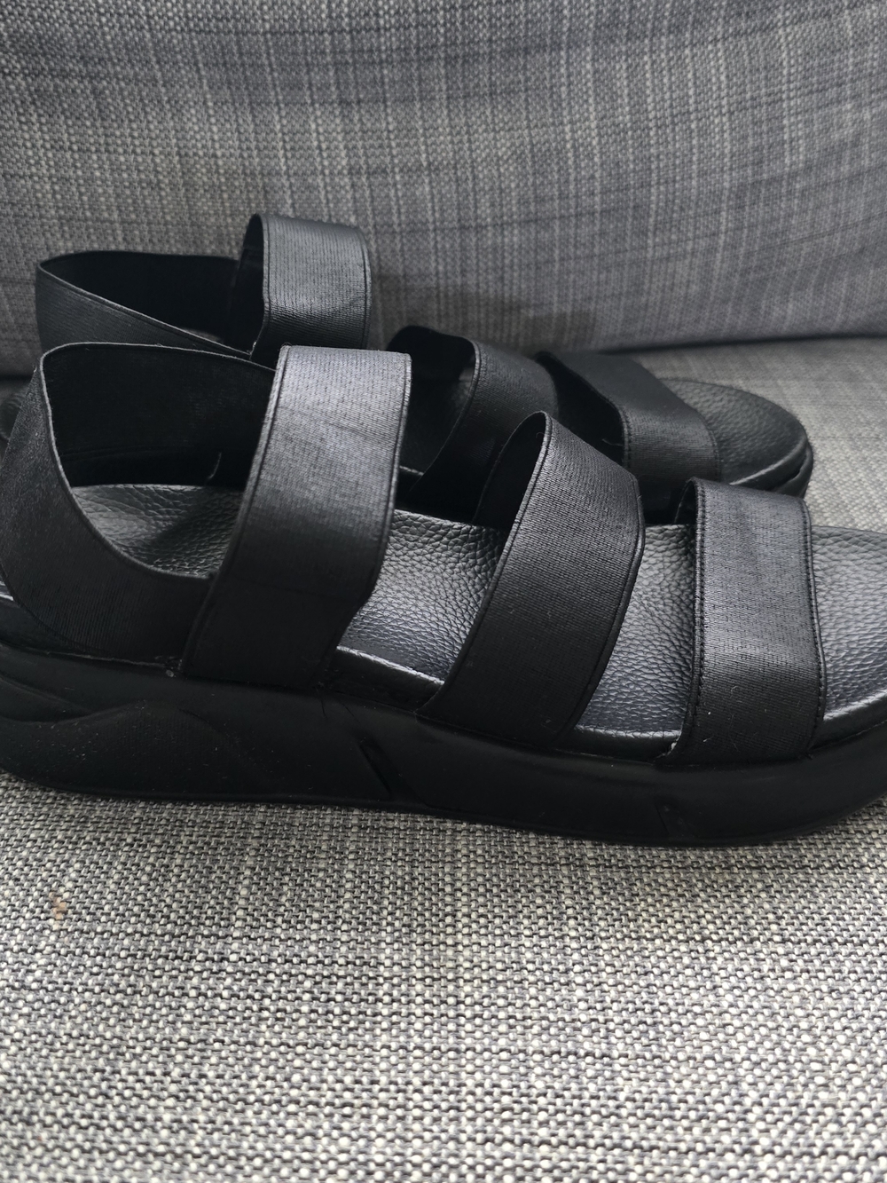 Women's Black Strappy Comfort Sandals